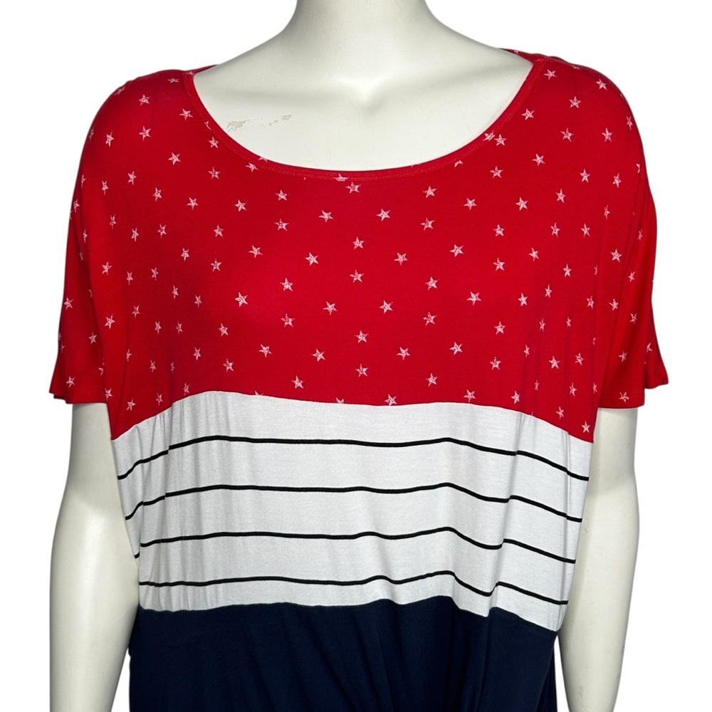 Maurices 24/7 Top Red White Blue Stars and Stripes Women's XXL Knot Hem
